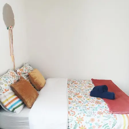 Belle Privee Avec Lit Double Dans Albergue Pamiers
